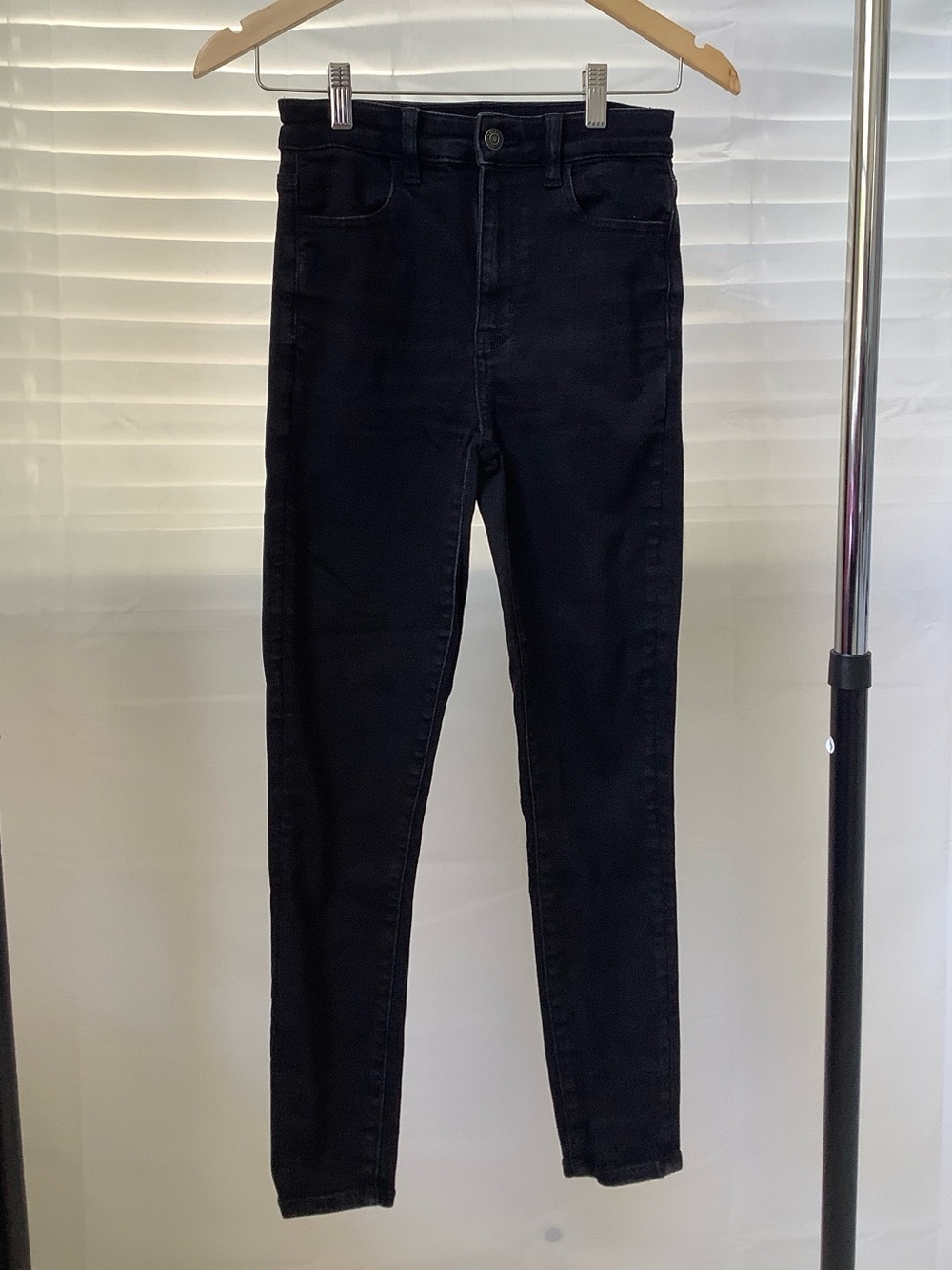 American Eagle High-Waisted Jegging Dark Wash 0 short